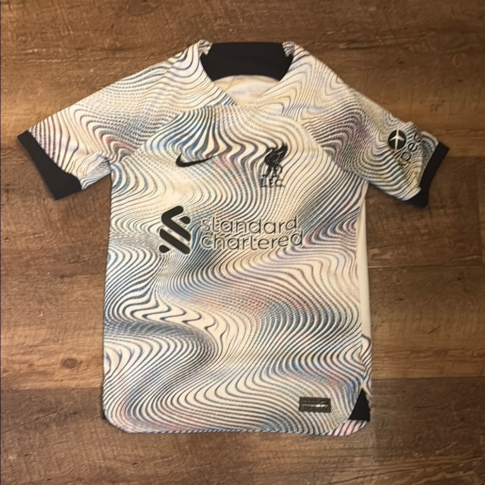 Nike Liverpool FC Swirl Pattern Jersey